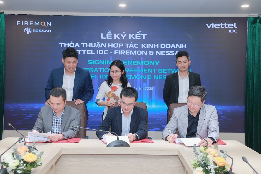 Hình 1_ Ban Lãnh đạo cấp cao của Nessar - FireMon - Viettel IDC ký kết hợp tác kinh doanh ba bên.JPG