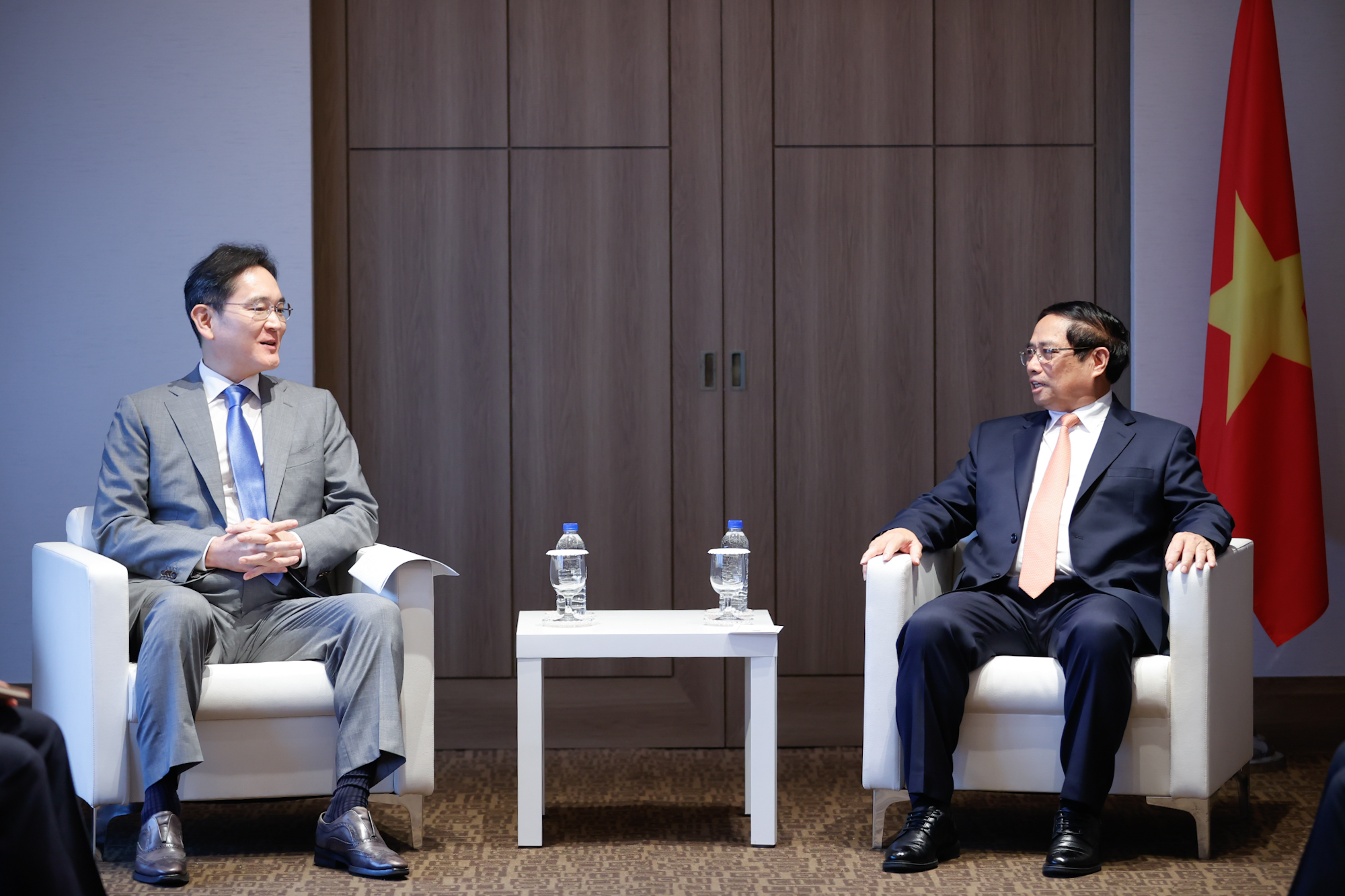 Thủ tướng Phạm Minh Chính tiếp ông Lee Jae Yong, Chủ tịch tập đoàn Samsung (Ảnh: VGP)